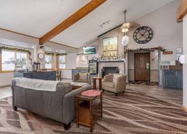 AmericInn by Wyndham New Richmond 5