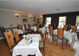 Poppies Hotel and Restaurant 4