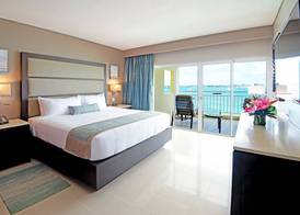 The Villas at Simpson Bay Resort 4