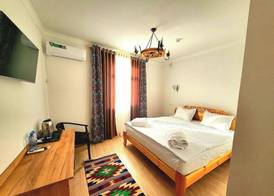 Ulli Oy Boutique & Terrace 2