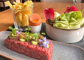 Auberge du Vieux Lanas Logis Hotel Restaurant 2