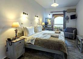 Vardia Hotel 4