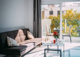 Thomas Apartments 3