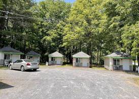 Countryside Inn Lake George 4