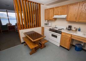 Village Inn At Apgar - Inside the Park 4