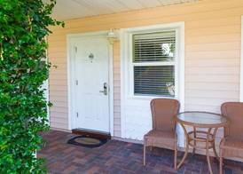 Tropical Beach Resorts - Sarasota 4