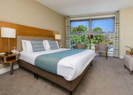 Scott's Hotel 3