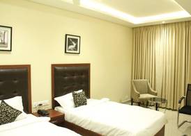 Hotel Hyderabad Grand 5