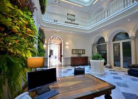 El Armador Casa Palacio by Luxury Suites Cadiz 2