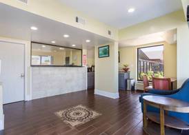 Econo Lodge Gallatin - Metro Nashville 2