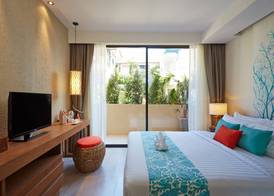 Bandara Beach Resort, Phuket 5