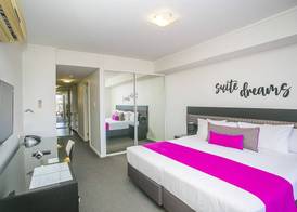 East Perth Suites Hotel 4