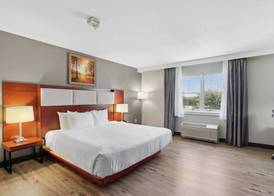 Saco Bay Hotel 4