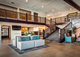 Best Western Plus Hilltop Inn 2