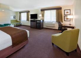 AmericInn by Wyndham Rhinelander 5