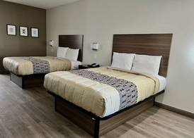 Hotel Royale - Houston Hobby Airport 3