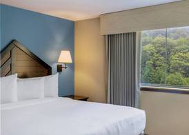 Camelback Resort 3