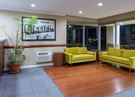 Super 8 by Wyndham Williamsburg/Historic Area 4