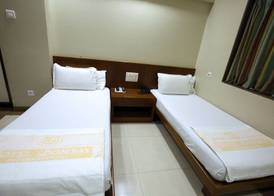 Hotel Bombay International 3