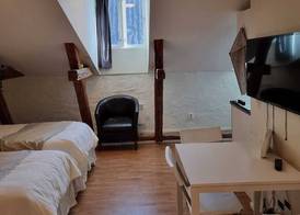 Stockholm City Chic-1-Bedroom Loft for 3 - 914 4
