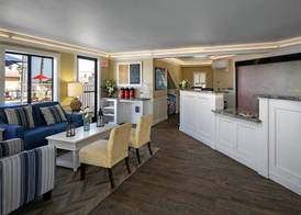 Pismo Lighthouse Suites 2