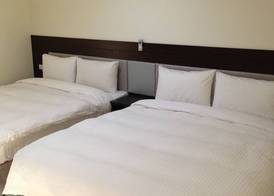 Big Bear Hotel 3