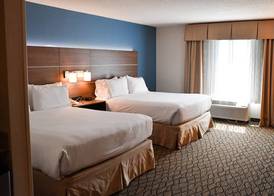 Holiday Inn Express & Suites CONCORD by IHG 2