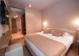 Hotel Carla 5