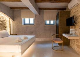 Inotropes Boutique Suites - Adults Only 5