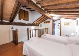 San Frediano House by Mmega 4