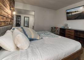Bel Aire Motel 4