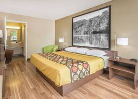 ASHEVILLE AIRPORT INN 3