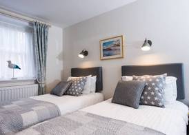 The Kingswood Hotel 3