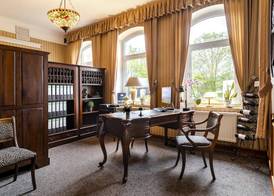 Hotel & Restaurant Villa Ulmenhof 2