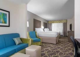 Holiday Inn Express & Suites AMES by IHG 5
