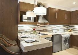 Oaks Liwa Executive Suites 4