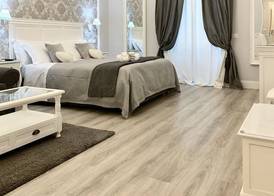 Charme & Chic Luxury 5