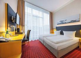 Airporthotel Berlin-Adlershof 4