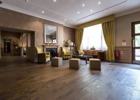 Phoenix Hotel 5