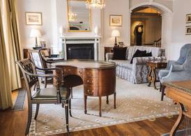 Williamsburg Inn, an official Colonial Williamsburg Hotel 4