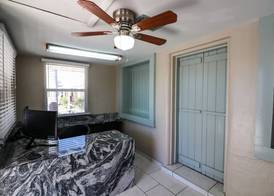 Grove City Motel 2