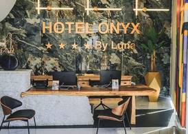 ONYX By Luna Hotel 4