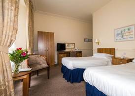 Abbey Lawn Hotel 5