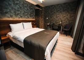 Emens hotel 5