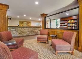 Comfort Suites Boone - University Area 3
