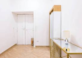 Essentia Home 2