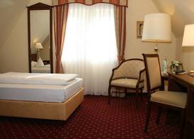 Landhotel Zum Hessenpark 4