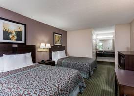 Days Inn by Wyndham Lugoff 5