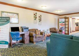 Quality Inn & Suites Titusville 2
