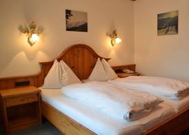 Hotel Aurach 5
